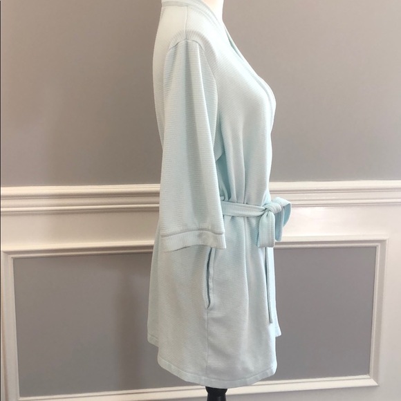 3/4 sleeve knee length robe - Picture 3 of 7